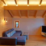 شقة Im Blockhausstil *